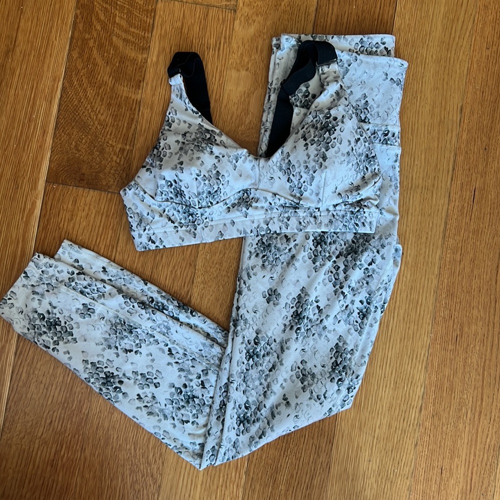 Varley Workout Set - image 1